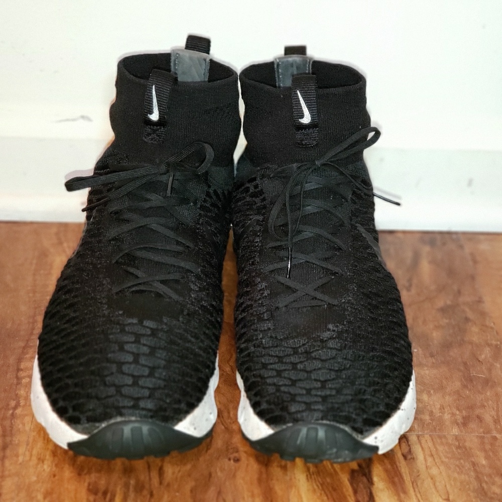 Nike Air Footscape Magista Flyknit Trainer